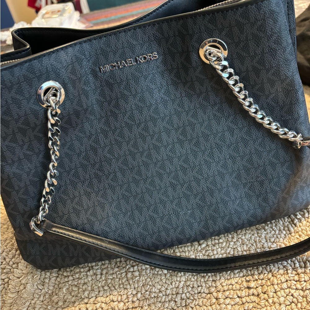 Michael Kors Gray and Black Shoulder Bag